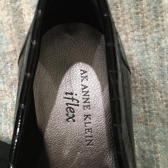 👠ANNE KLEIN BLACK DRESSY LOAFERS SIZE 8M - Picture 4 of 5